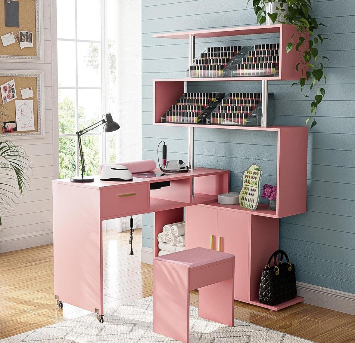 Nails Desk